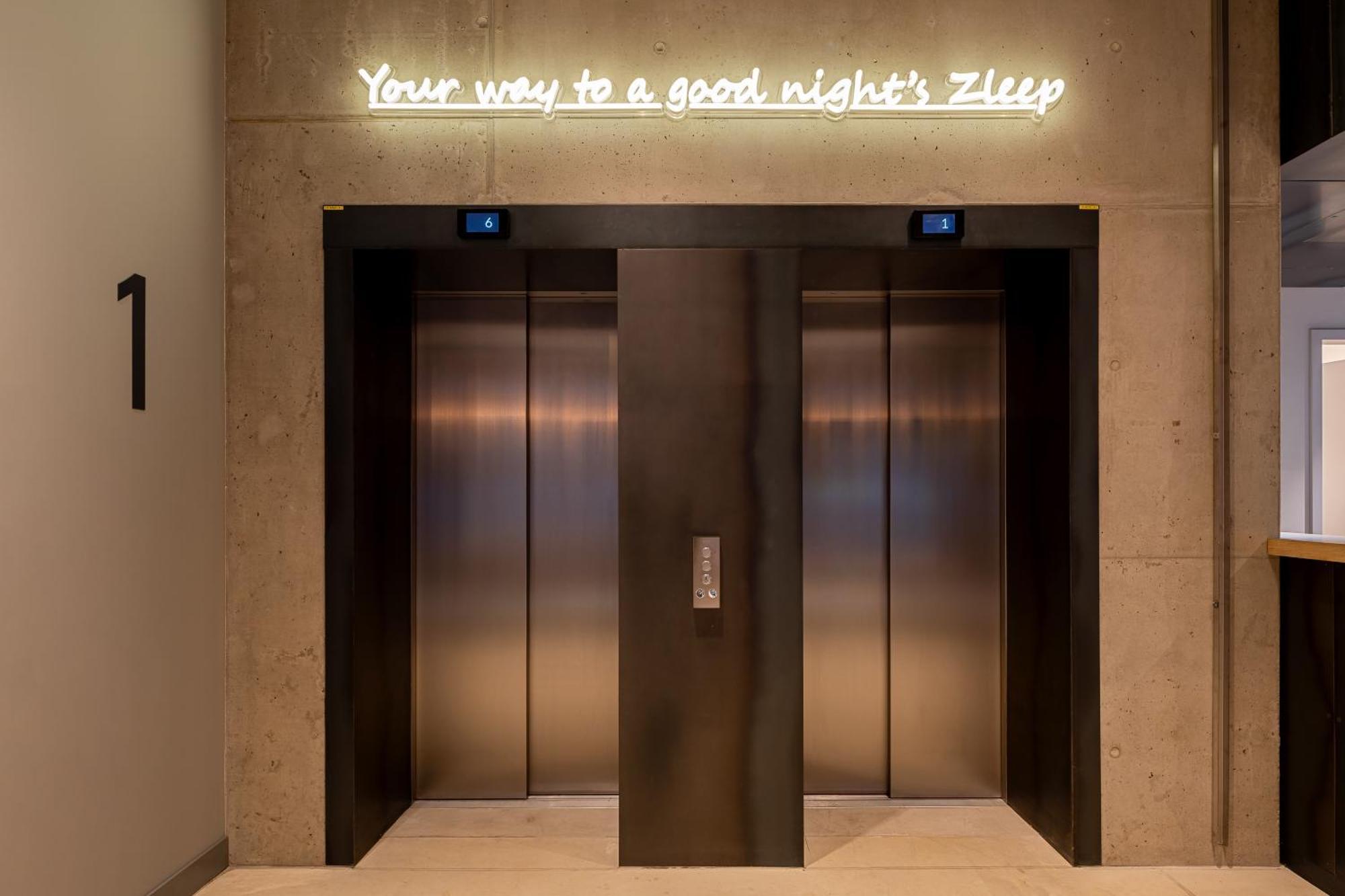 Zleep Hotel Prag Dış mekan fotoğraf