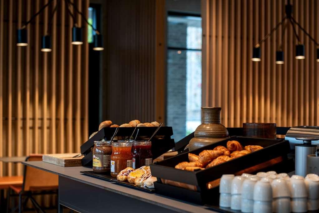 Zleep Hotel Prag Restoran fotoğraf